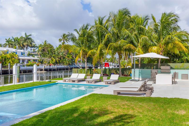 431 ALAMANDA DRIVE