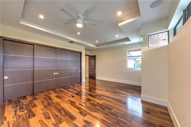 1240 Bayview Drive