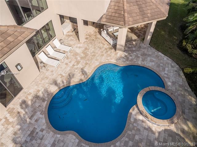 12562 Grand Oaks Dr