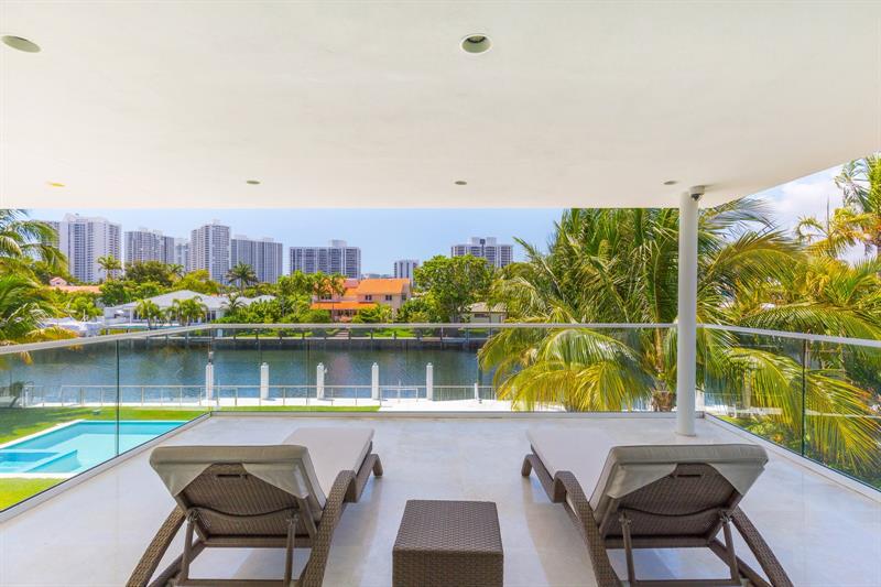 431 ALAMANDA DRIVE