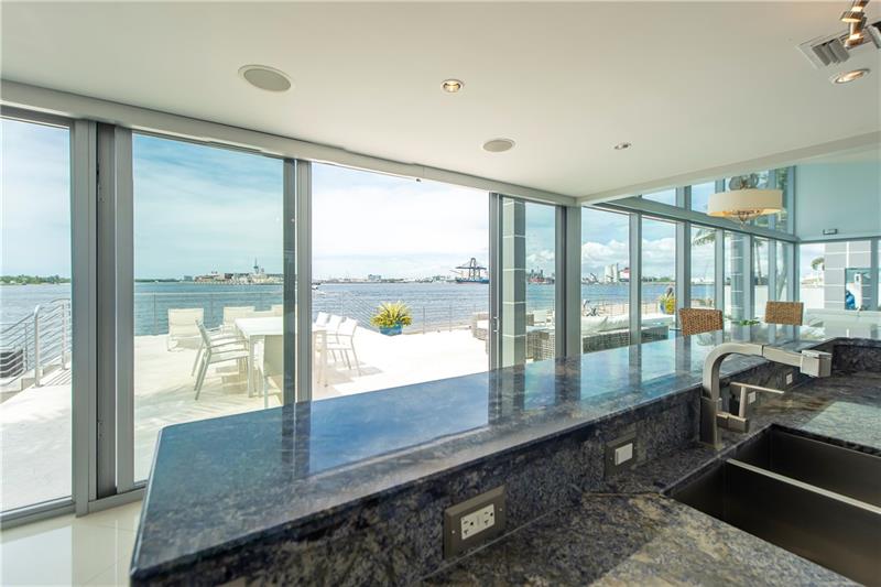 2200 Inlet Dr