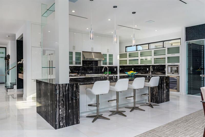 2707 Sea Island Dr