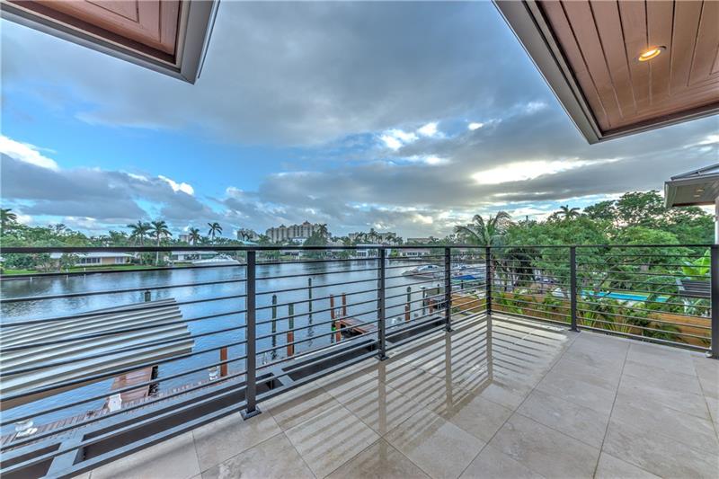 1240 Bayview Drive