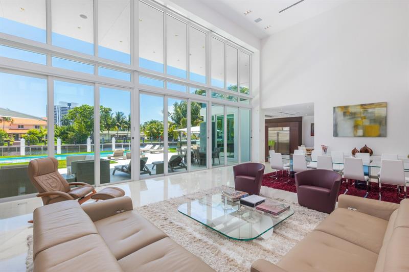 431 ALAMANDA DRIVE