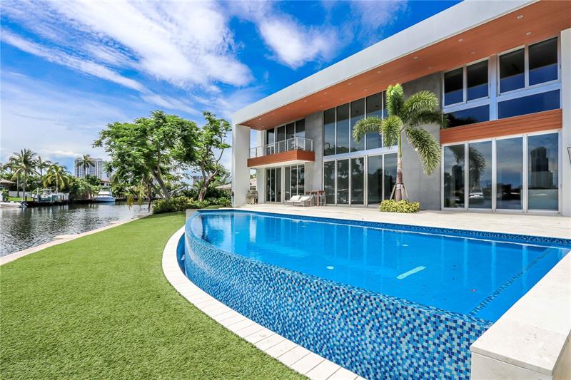 400 Tamarind Dr