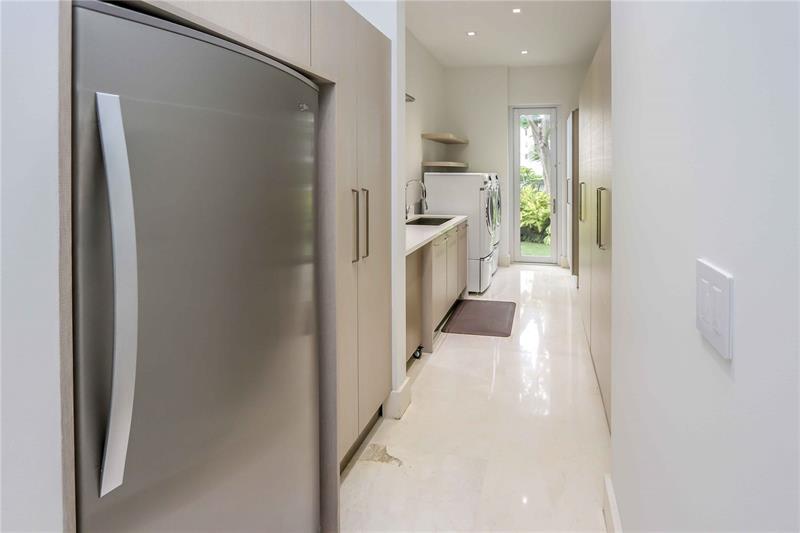 400 Tamarind Dr