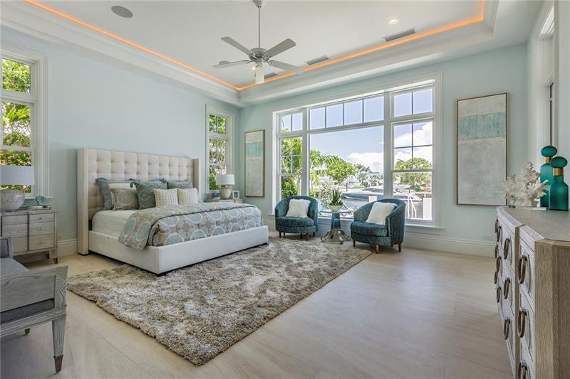 19 Isla Bahia Dr