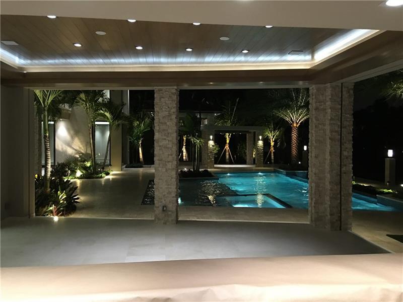 500 Desota Dr