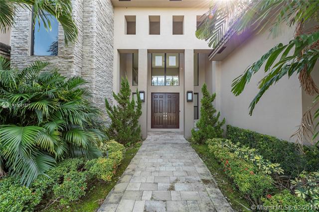 12562 Grand Oaks Dr