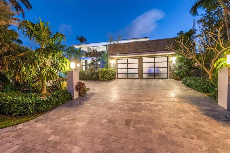 2116 Sunrise Key Blvd