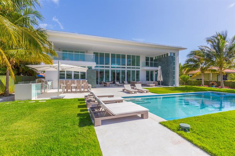 431 ALAMANDA DRIVE