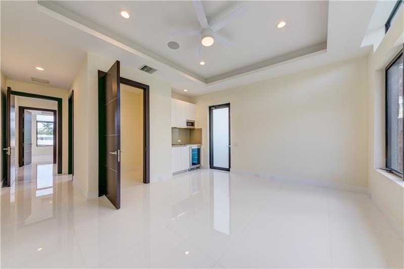 1240 Bayview Drive