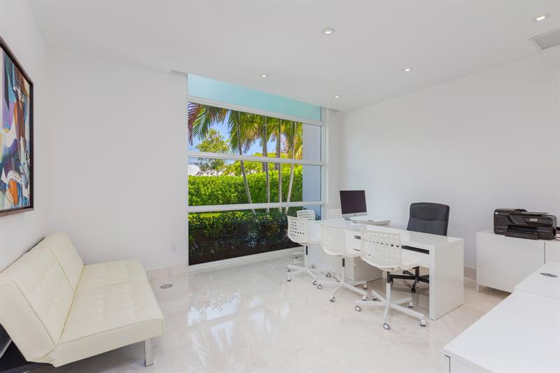 431 ALAMANDA DRIVE