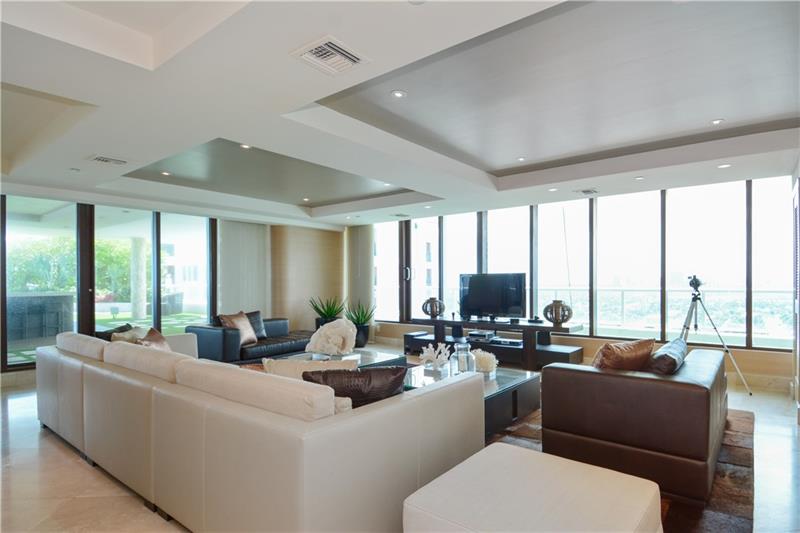 1 N  Fort Lauderdale Beach Blvd 2302