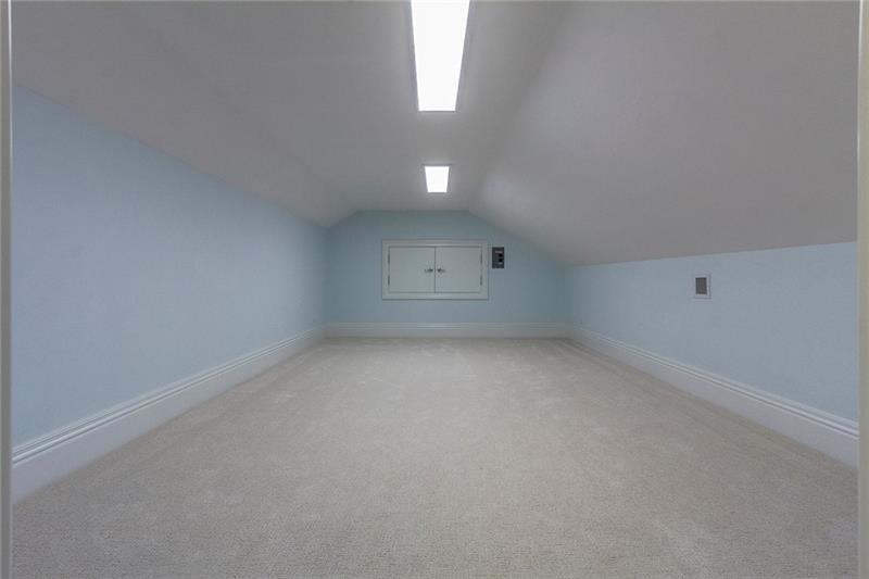 19 Isla Bahia Dr