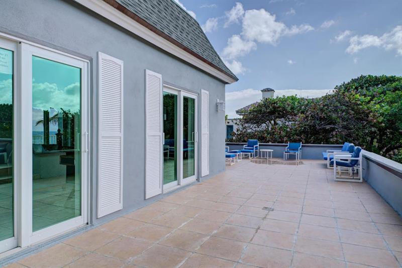 951 Hillsboro Mile