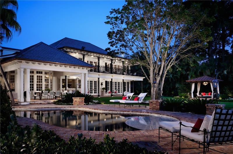 1549 Ponce De Leon Dr