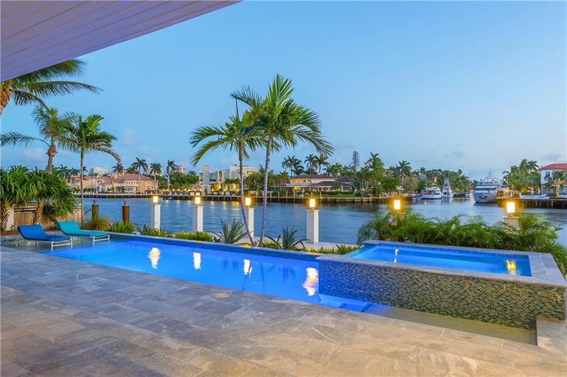 2116 Sunrise Key Blvd