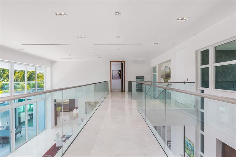 431 ALAMANDA DRIVE