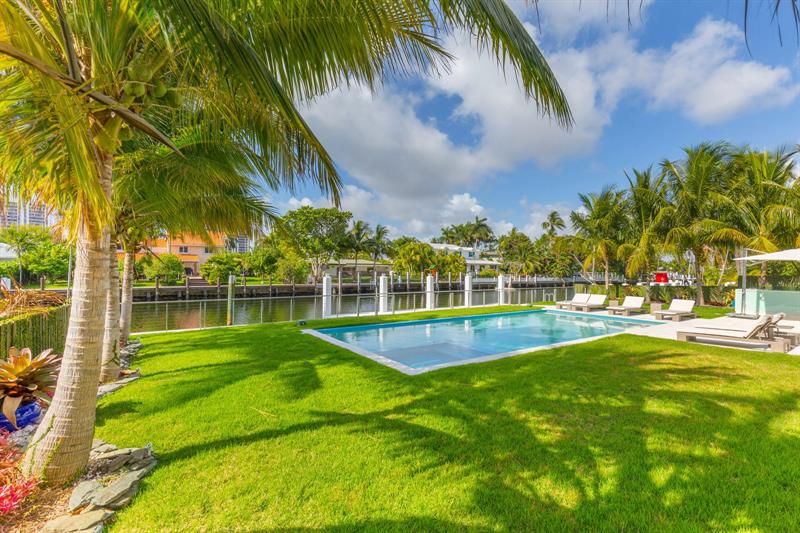 431 ALAMANDA DRIVE