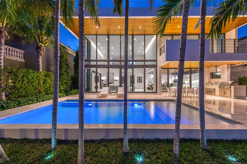 603 Solar Isle Dr