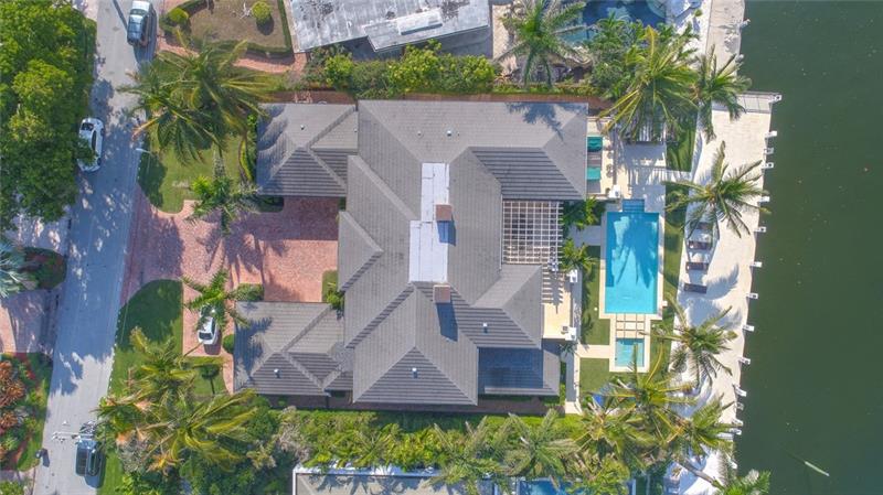 1331 E Lake Dr
