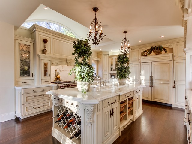 5912 Bellevue