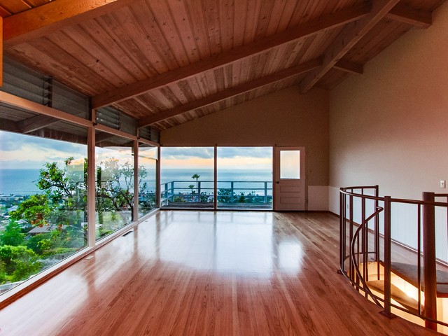 5852 La  Jolla Corona
