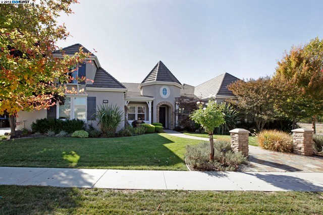 1262 Shady Pond Ln