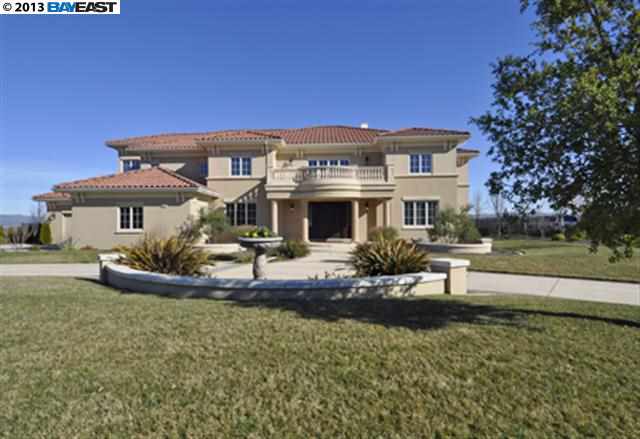1867 Sannita Place