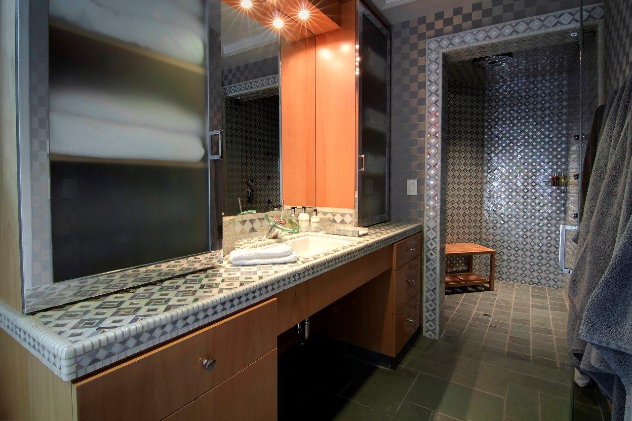175 Shorewood (Represented Seller)