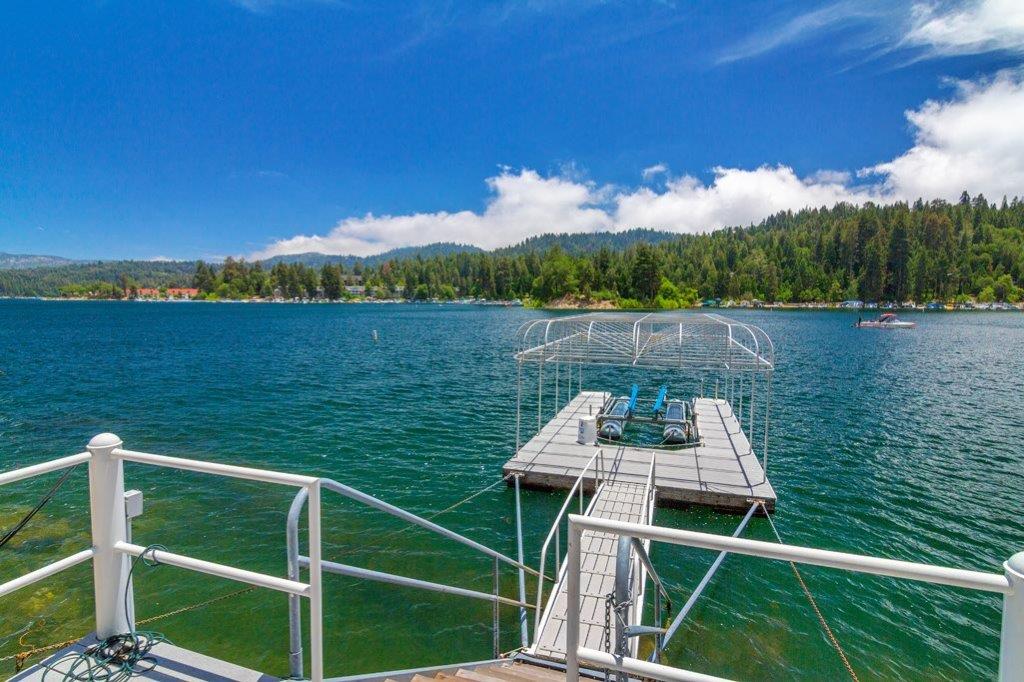 27439 North Bay (Represented Buyer & Seller)