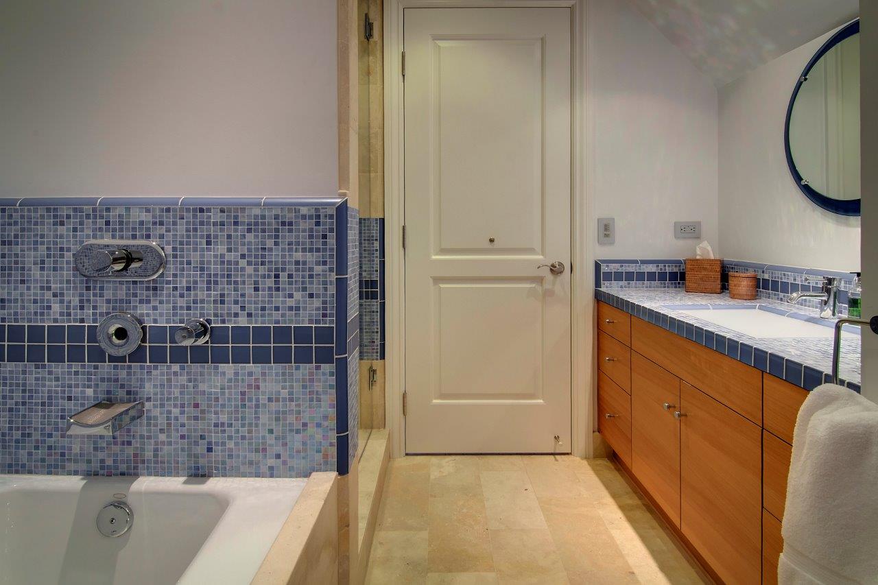 175 Shorewood (Represented Seller)