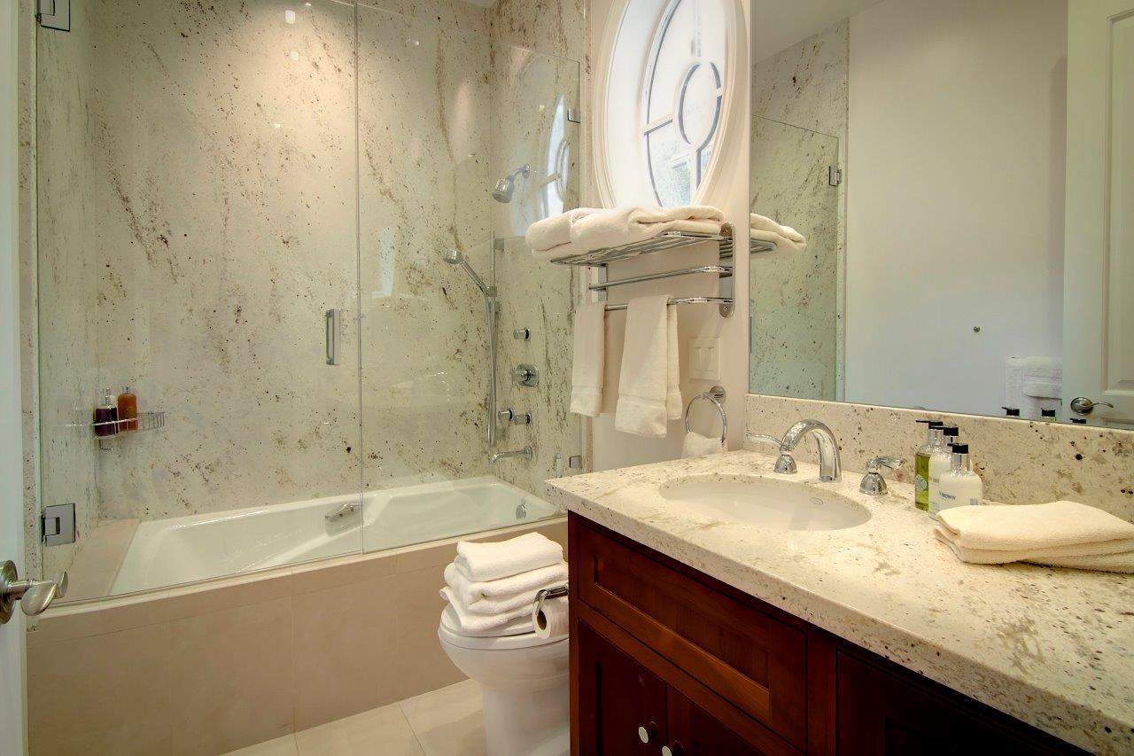 175 Shorewood (Represented Seller)