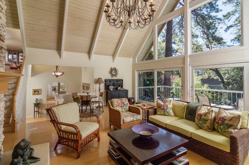 28008 Peninsula Drive