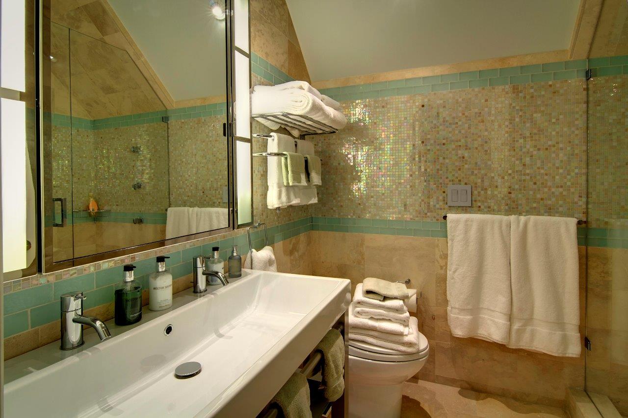 175 Shorewood (Represented Seller)
