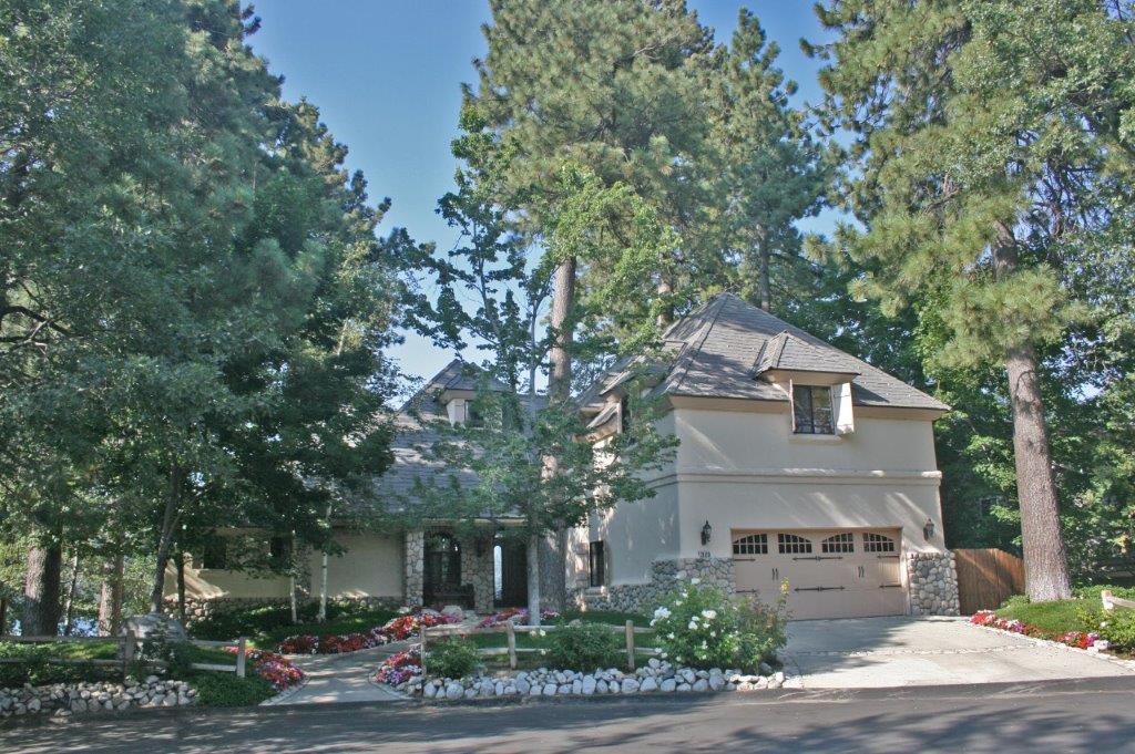 28120  Point Hamiltair Lane