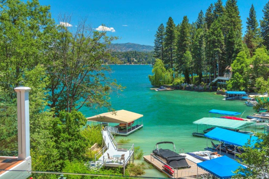 721 Oak Point (Represented Seller)