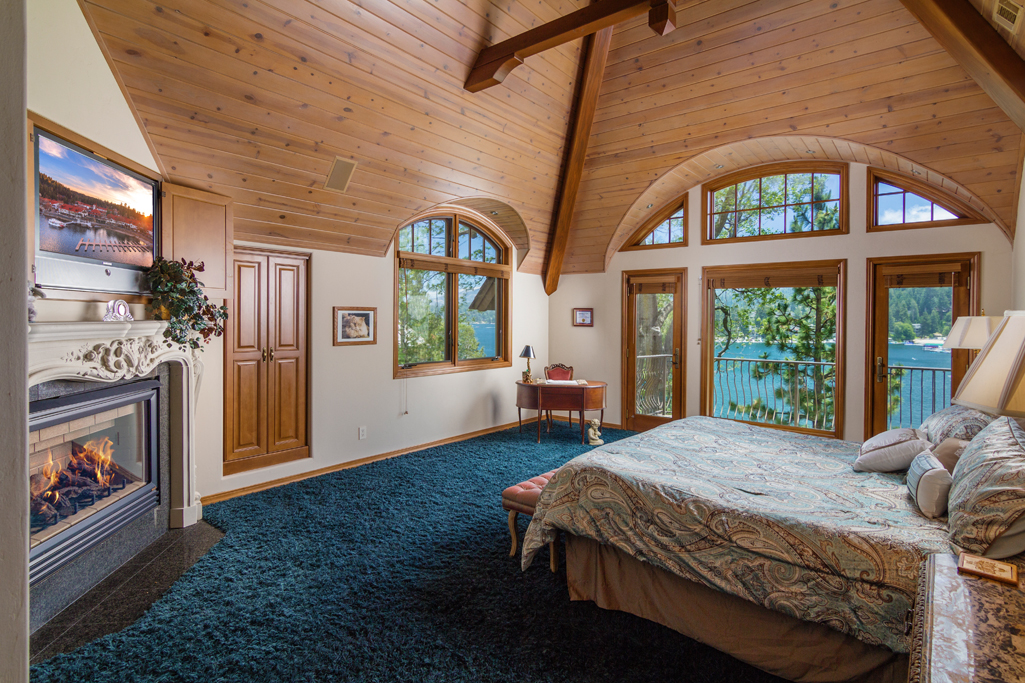 27439 North Bay (Represented Buyer & Seller)