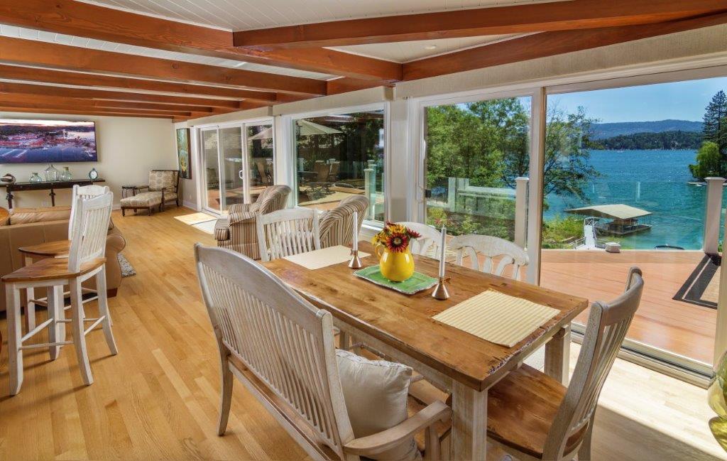 721 Oak Point (Represented Seller)