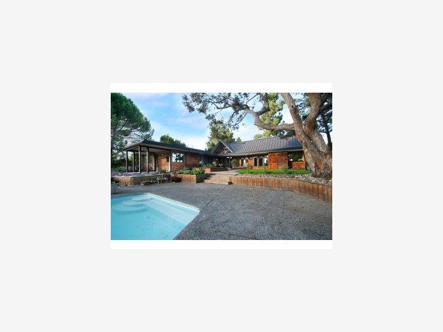 26985 Orchard Hill Lane