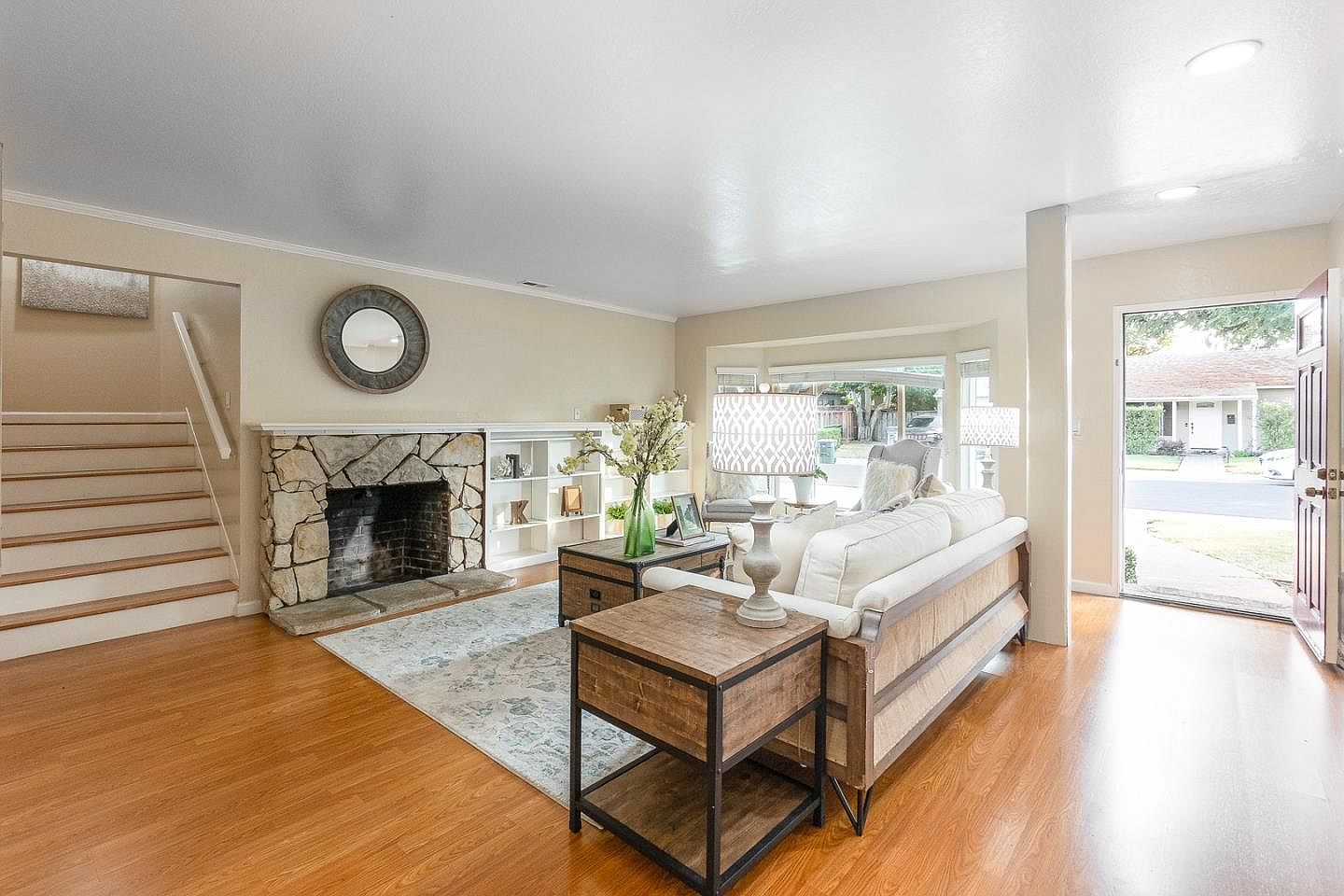 2455 Chabot Trl