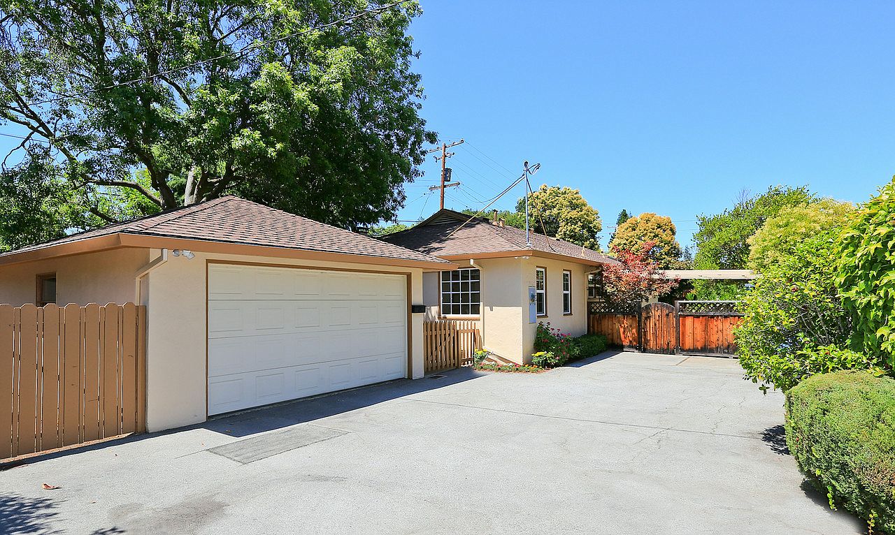 923 Oregon Ave