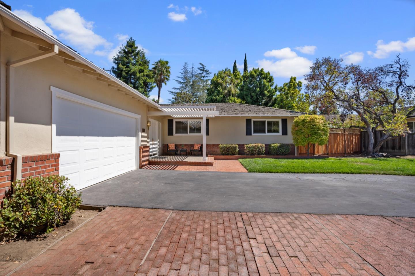 13090  Lorene Court