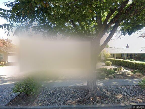1462 Crespi Dr