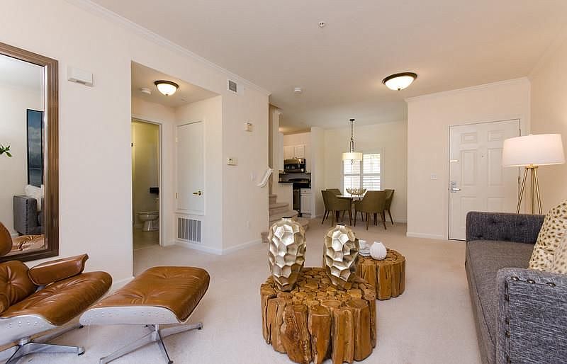 2255 Showers Dr 382