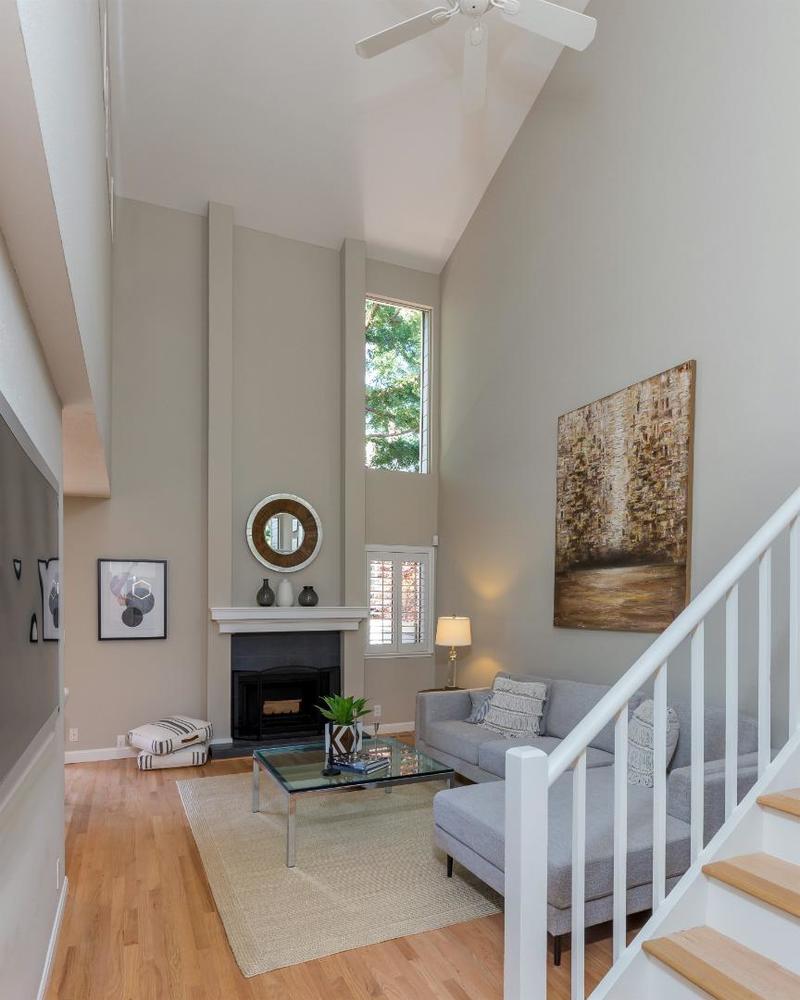 105 Lorain Place
