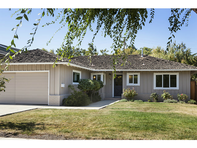 939 Oregon Avenue