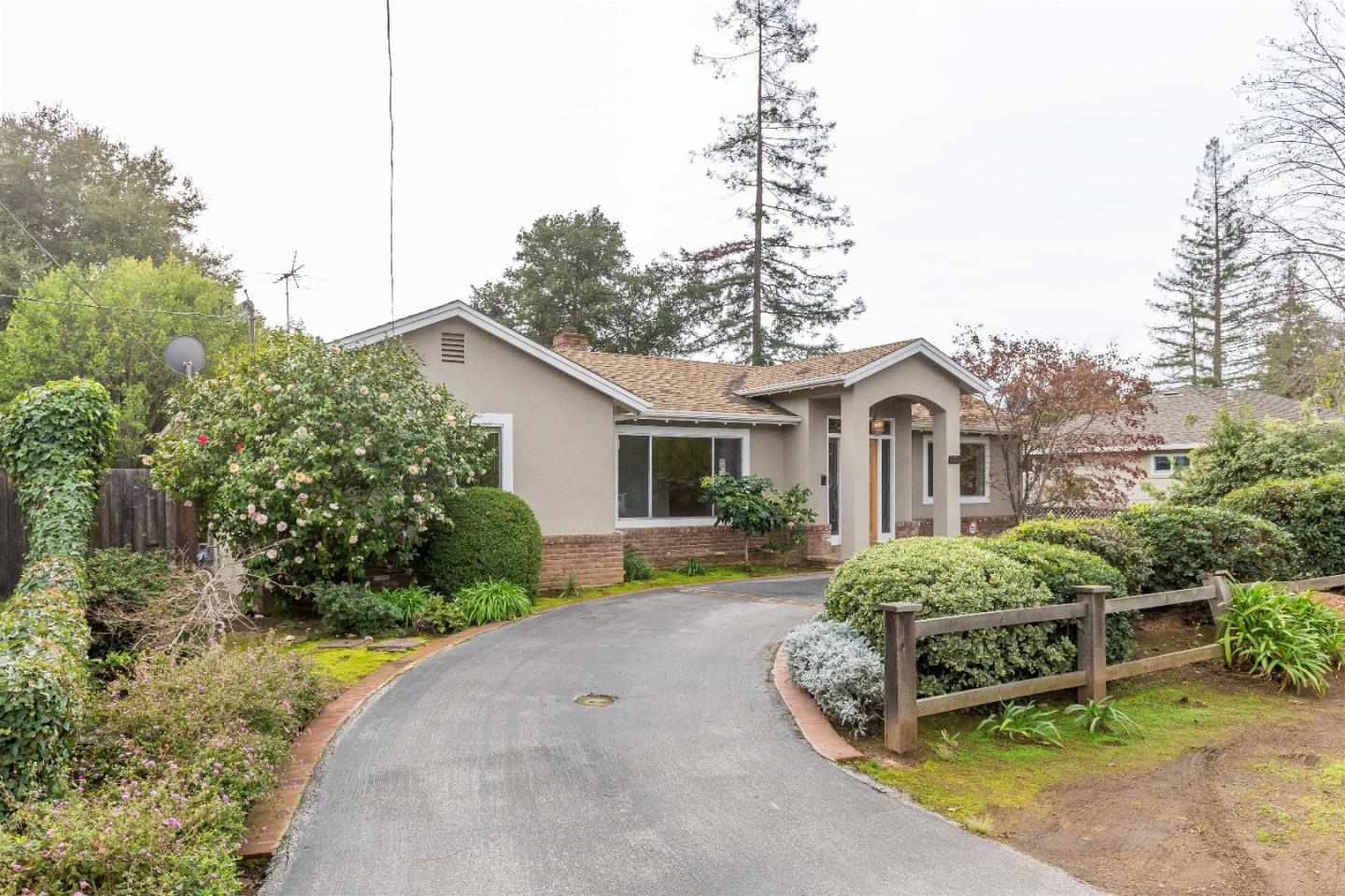 266 Hillview Avenue
