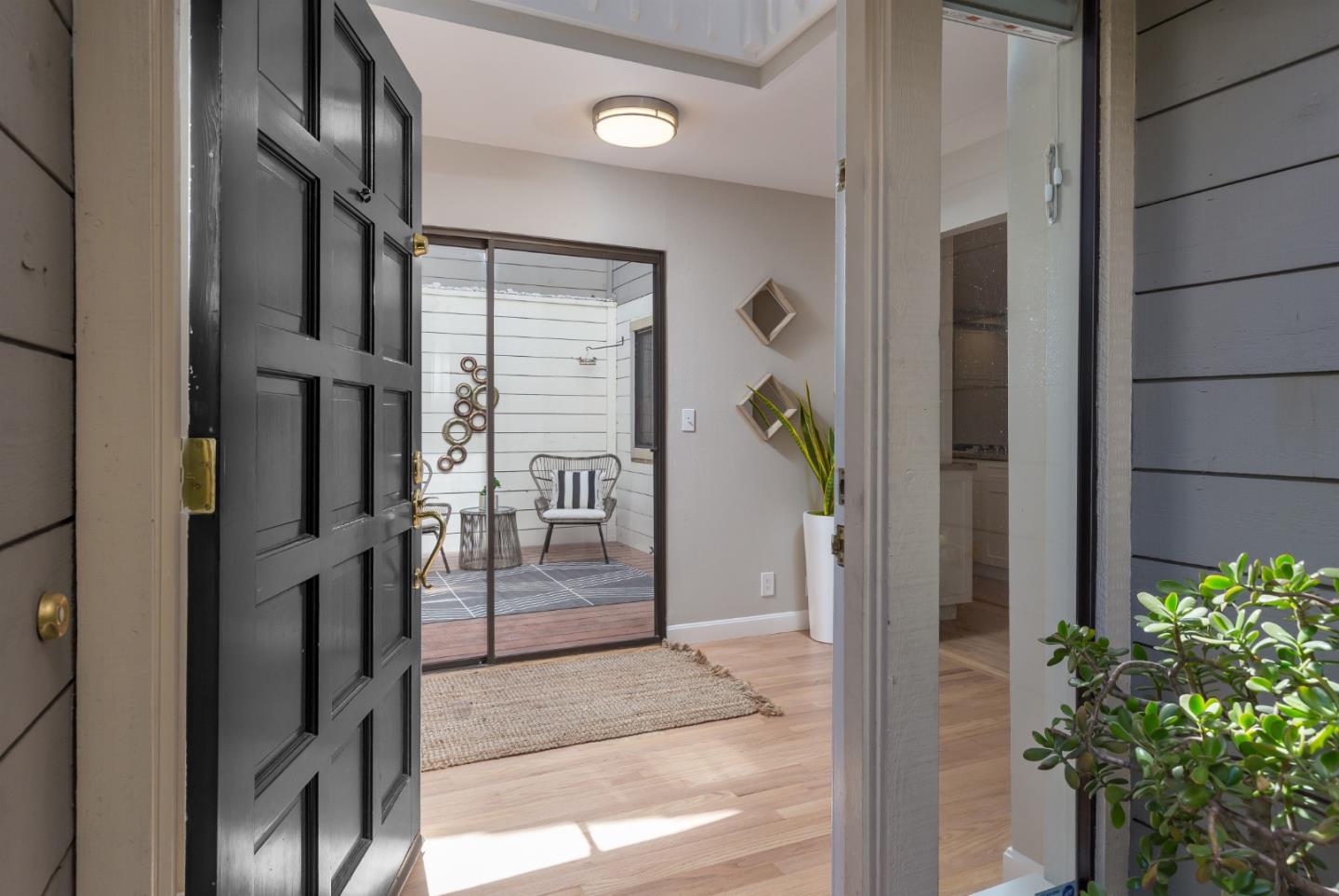 105 Lorain Place